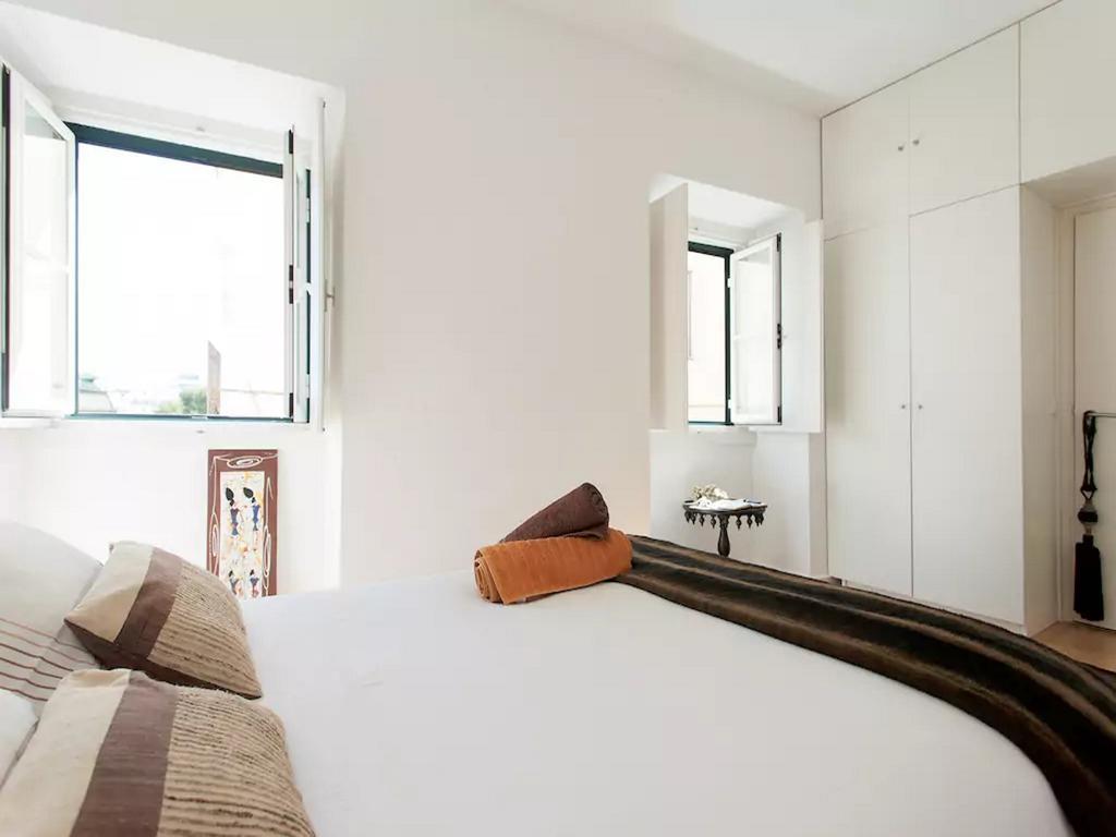 Patio Alfama Apartment ลิสบอน ภายนอก รูปภาพ