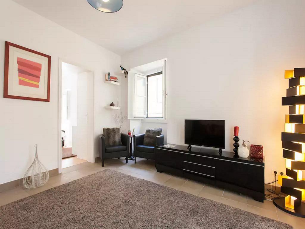 Patio Alfama Apartment ลิสบอน ภายนอก รูปภาพ