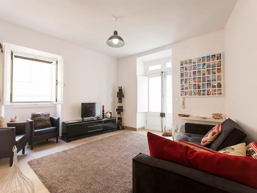 Patio Alfama Apartment ลิสบอน ภายนอก รูปภาพ